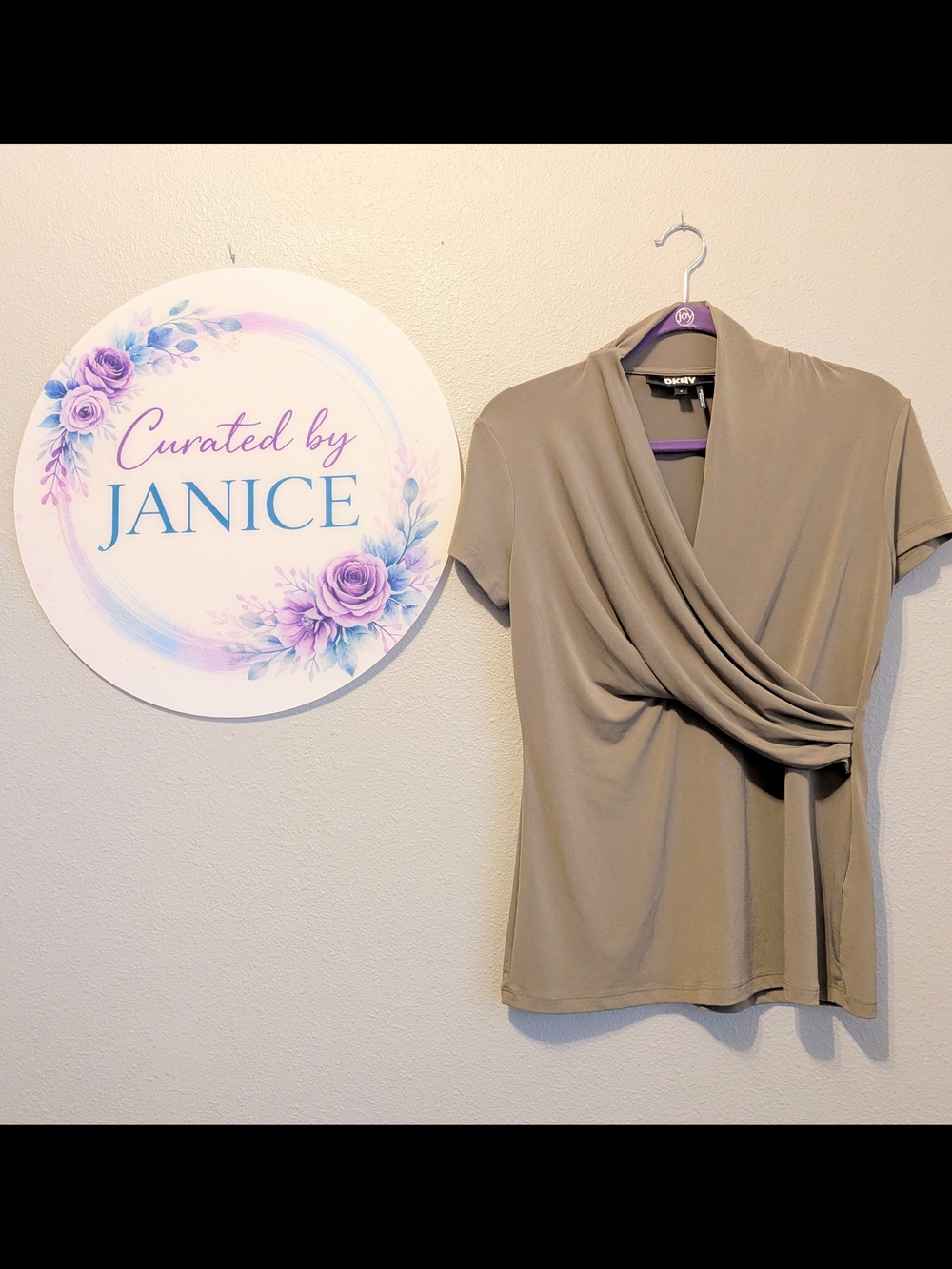 DKNY | Taupe | Draped Short Sleeve Faux Wrap Knit Top | Size M